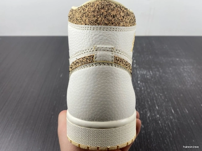 HYPE Jordan High OG Air 1 FD8631-100 Craft 0812